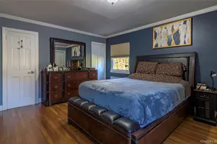 97 Gilmar Ln, Roslyn Heights, NY 11577 - Photo 19