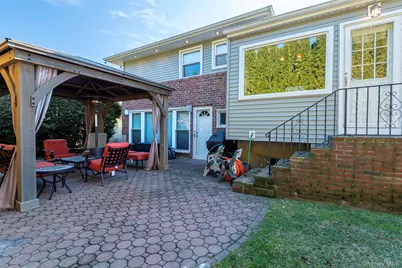 97 Gilmar Lane, Roslyn Heights, NY 11577 - Photo 33