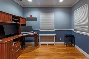 97 Gilmar Ln, Roslyn Heights, NY 11577 - Photo 25