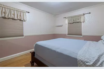 97 Gilmar Lane, Roslyn Heights, NY 11577 - Photo 23