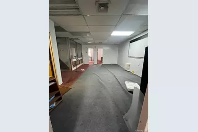 14604 Hillside Avenue, Jamaica, NY 11435 - Photo 3