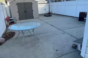 90-17 207th St, Queens Village, NY 11428 - Photo 9