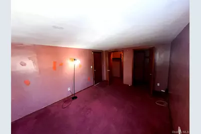 463 Duryea Avenue, Uniondale, NY 11553 - Photo 7