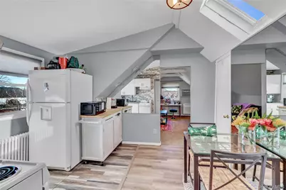 233 Sears Road, West Islip, NY 11795 - Photo 19