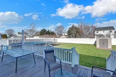 233 Sears Road, West Islip, NY 11795 - Photo 29