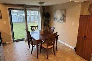 58 Floyd Pl, East Norwich, NY 11732 - Photo 5