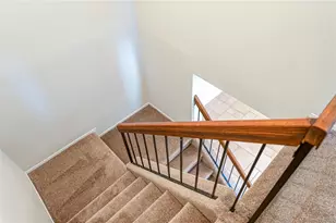 213 Storm Dr, Holtsville, NY 11742 - Photo 9