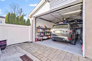 2929 Morgan Ave, Bronx, NY 10469 - Photo 7