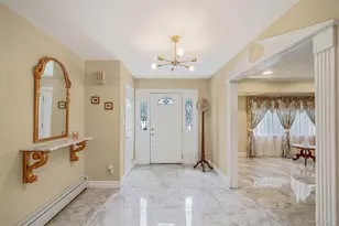 138 Main Ave, Lake Grove, NY 11755 - Photo 5