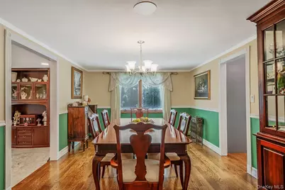138 Main Avenue, Lake Grove, NY 11755 - Photo 9