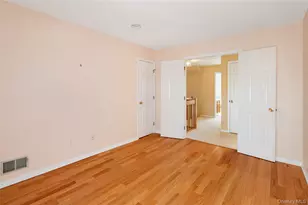 502 Kensington Way, Mount Kisco, NY 10549 - Photo 21