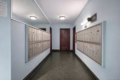 147 37 38th Avenue #C61, Flushing, NY 11354 - Photo 17