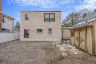 63 Devon Rd, Hempstead, NY 11550 - Photo 29