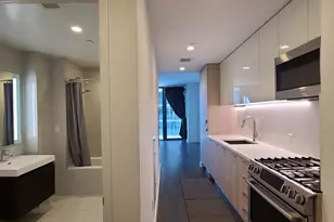 131-05 40th Rd, Flushing, NY 11354 - Photo 3