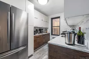 84-01 Main St, Briarwood, NY 11435 - Photo 5