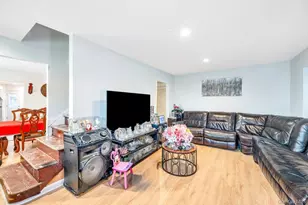 622 Wyngate Dr E, Valley Stream, NY 11580 - Photo 13