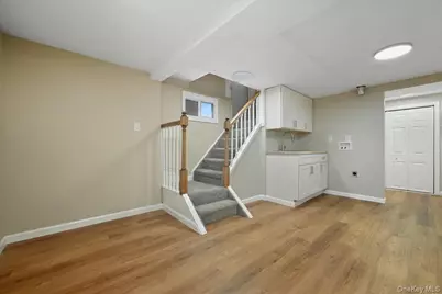 160 Argyle Avenue, Uniondale, NY 11553 - Photo 21