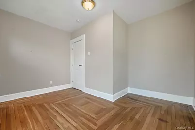 160 Argyle Avenue, Uniondale, NY 11553 - Photo 11