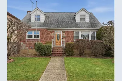 8357 251st Street, Bellerose, NY 11426 - Photo 13