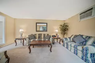 24 Oakdale Ave, Farmingville, NY 11738 - Photo 13