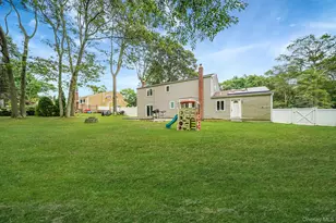 24 Oakdale Ave, Farmingville, NY 11738 - Photo 31