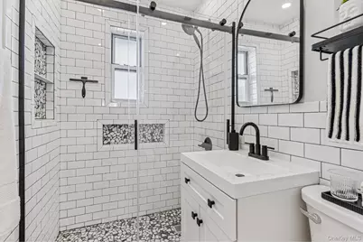 411 Merrick Road #B, Rockville Centre, NY 11570 - Photo 7