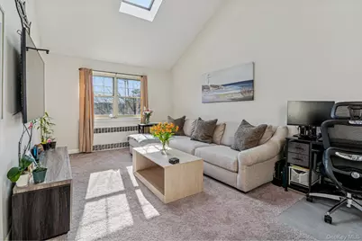 411 Merrick Road #B, Rockville Centre, NY 11570 - Photo 1