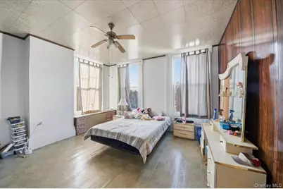 2523 Woodhull Avenue, Bronx, NY 10469 - Photo 17