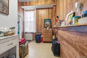 2523 Woodhull Ave, Bronx, NY 10469 - Photo 11