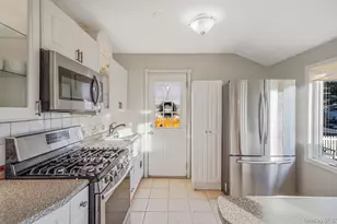 13 Hewes St, Brentwood, NY 11717 - Photo 13