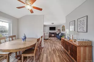 13 Hewes St, Brentwood, NY 11717 - Photo 15