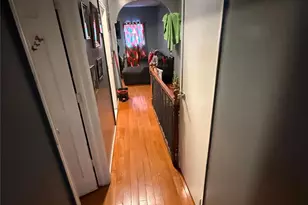 107-37 Van Wyck Expy, Jamaica, NY 11435 - Photo 27