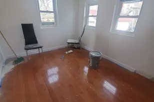 107-37 Van Wyck Expy, Jamaica, NY 11435 - Photo 31