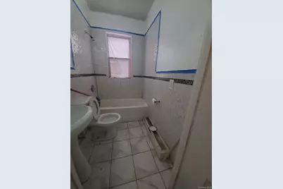 10737 Van Wyck Expressway, Jamaica, NY 11435 - Photo 23