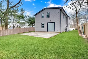 567 Puritan Dr, Shirley, NY 11967 - Photo 7