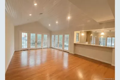 214 Downing Avenue, Sea Cliff, NY 11579 - Photo 11