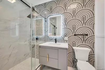 8 Table Lane, Hicksville, NY 11801 - Photo 29