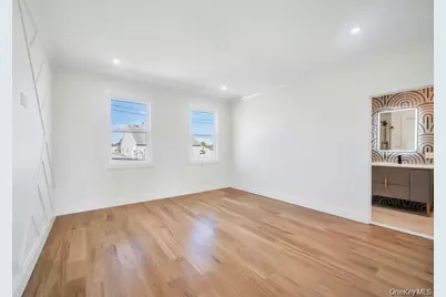 8 Table Lane, Hicksville, NY 11801 - Photo 25