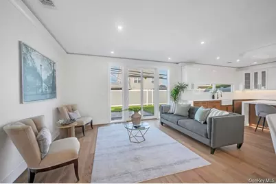 8 Table Lane, Hicksville, NY 11801 - Photo 15