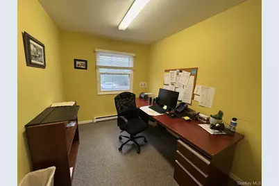 717 Broadway, Newburgh, NY 12550 - Photo 15