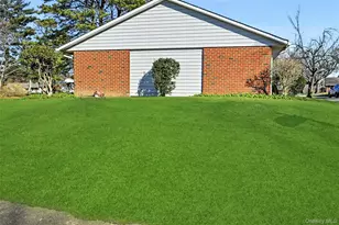 128D Exmore Ct, Ridge, NY 11961 - Photo 31