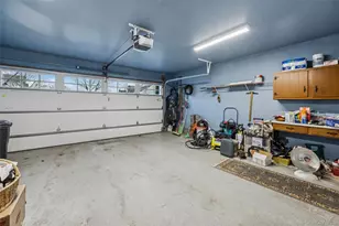 6 Ovation Pl, Eastport, NY 11941 - Photo 29