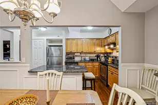 4 Southgate Cir, Massapequa Park, NY 11762 - Photo 13