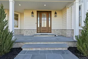 75 Crescent Ct, Wading River, NY 11792 - Photo 11