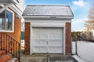 70-42 173rd St, Fresh Meadows, NY 11365 - Photo 23