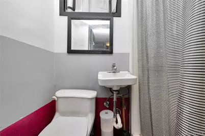 7042 173rd Street, Fresh Meadows, NY 11365 - Photo 21