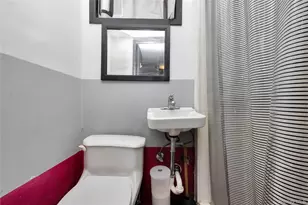 70-42 173rd St, Fresh Meadows, NY 11365 - Photo 21