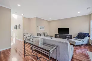 115 Willow Wood Dr, Oakdale, NY 11769 - Photo 13