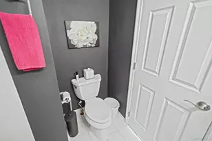 115 Willow Wood Dr, Oakdale, NY 11769 - Photo 27