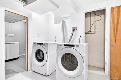 106 Wellford Road, White Plains, NY 10607 - Photo 23